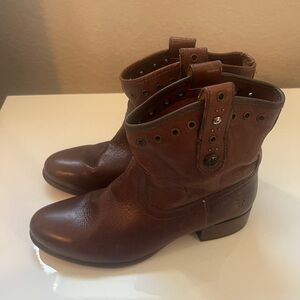 Frye Brown Leather Ankle Boots Size US 7